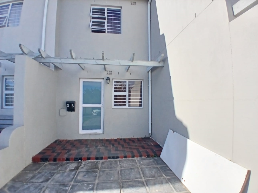 2 Bedroom Property for Sale in Bardale Village Western Cape
